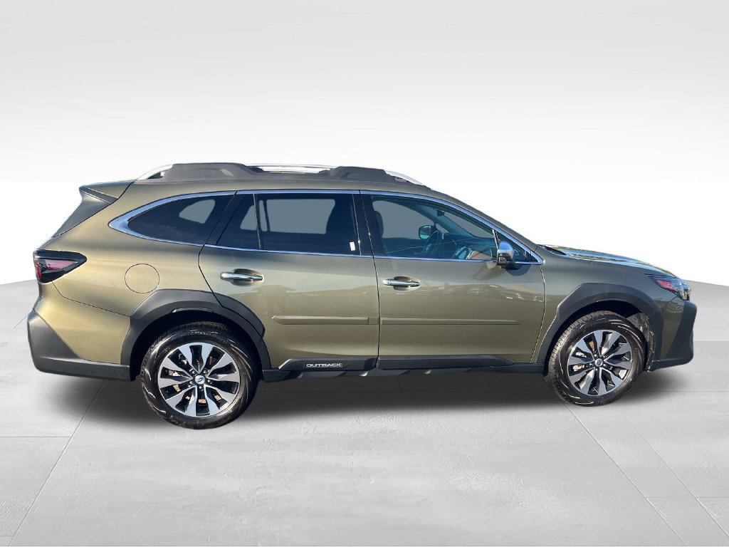 Used 2025 Subaru Outback Touring XT AWD/4WD image 6