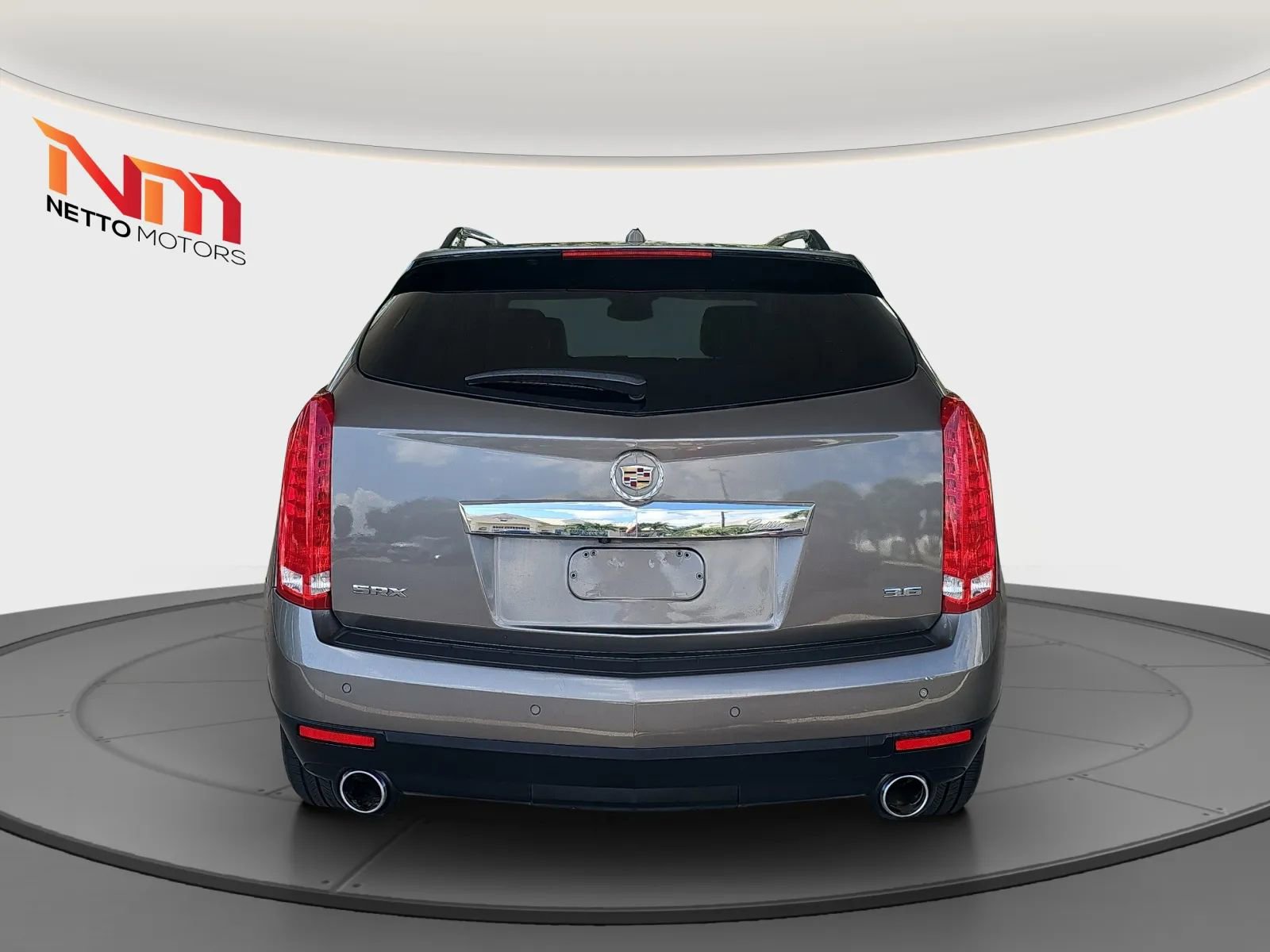 Used 2011 Cadillac SRX Luxury image 4