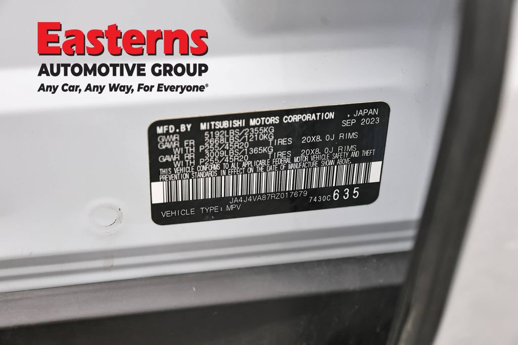 Used 2024 Mitsubishi Outlander SE AWD/4WD image 34