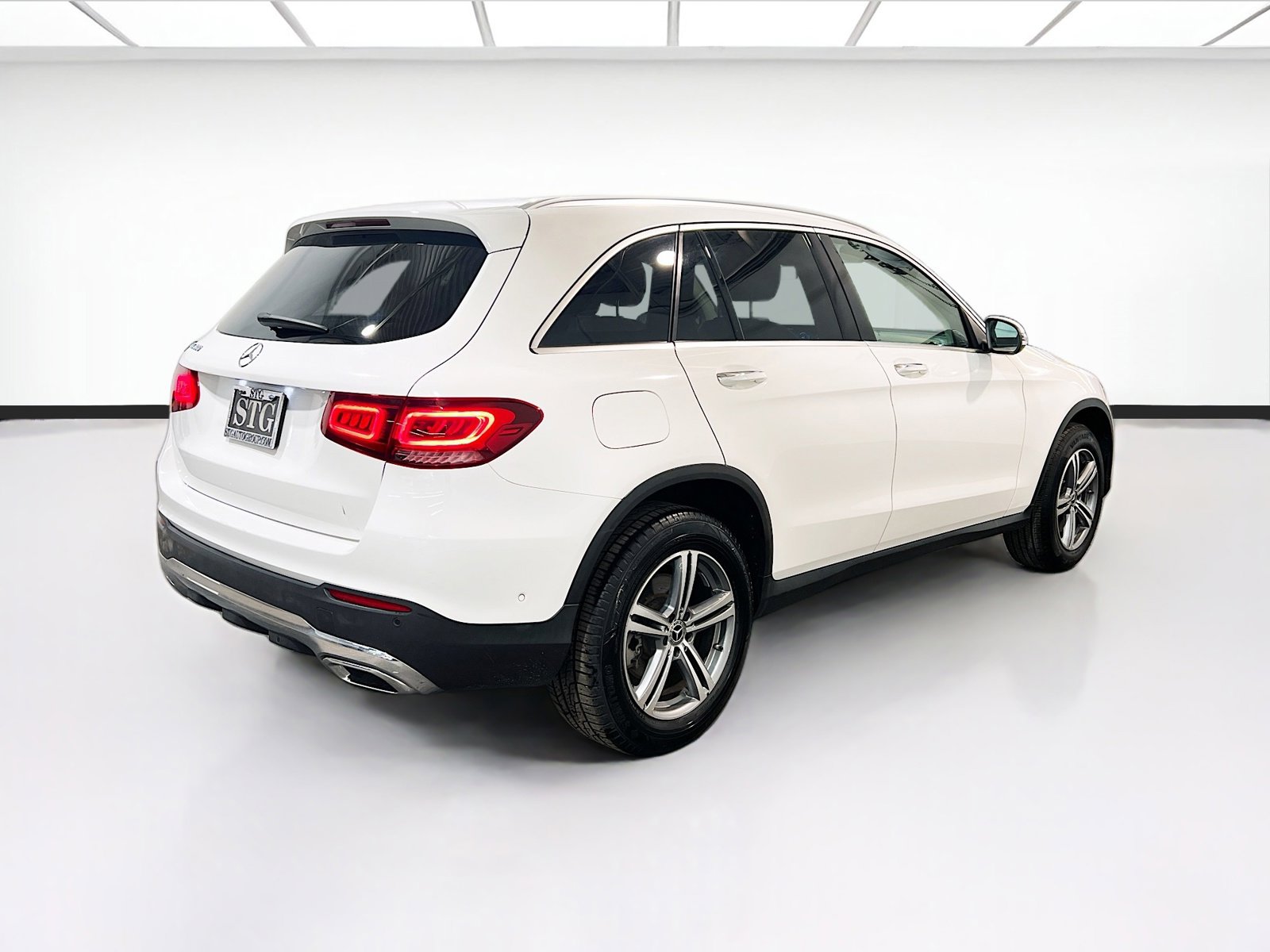 Used 2021 Mercedes-Benz GLC 300 image 4