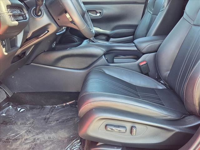 Used 2023 Honda HR-V EX-L image 16