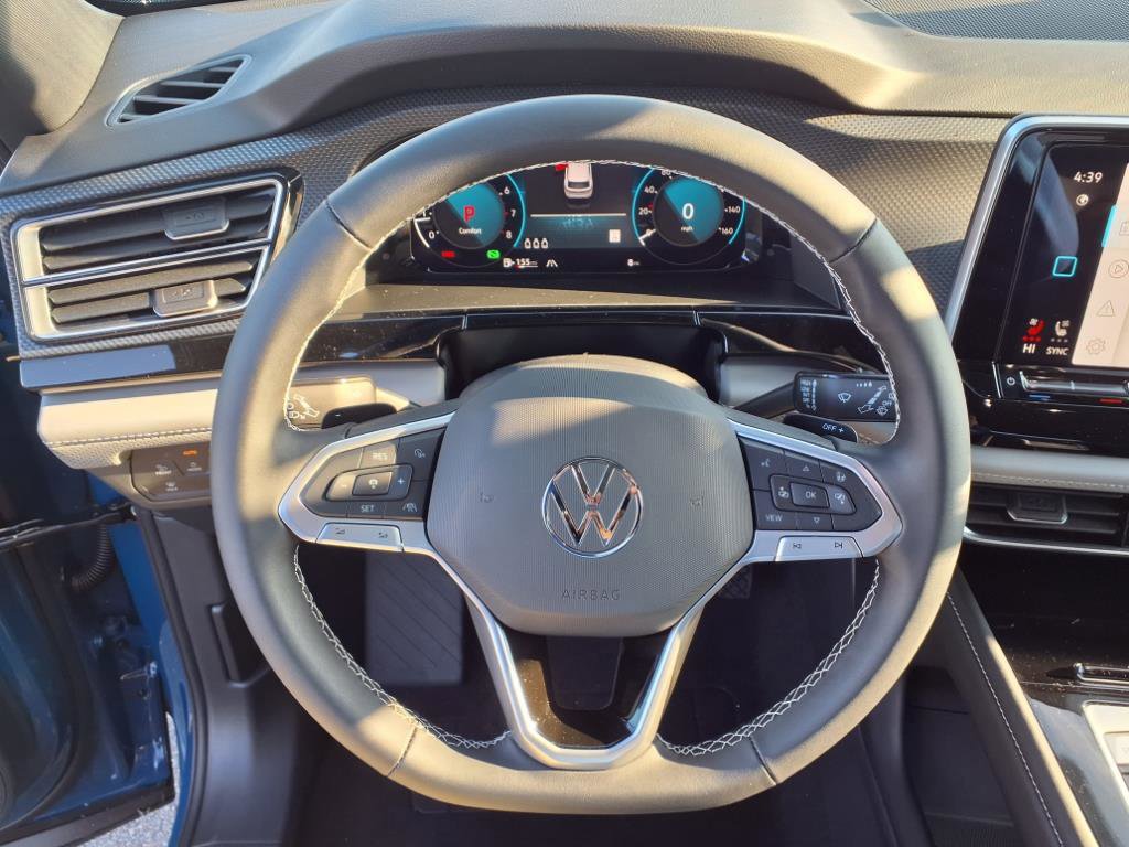 New 2025 Volkswagen Atlas Cross Sport SEL image 14