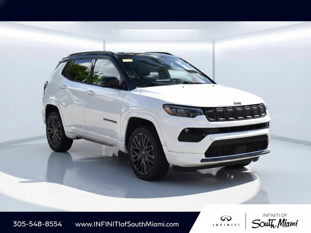 Used 2022 Jeep Compass High Altitude AWD/4WD image 3