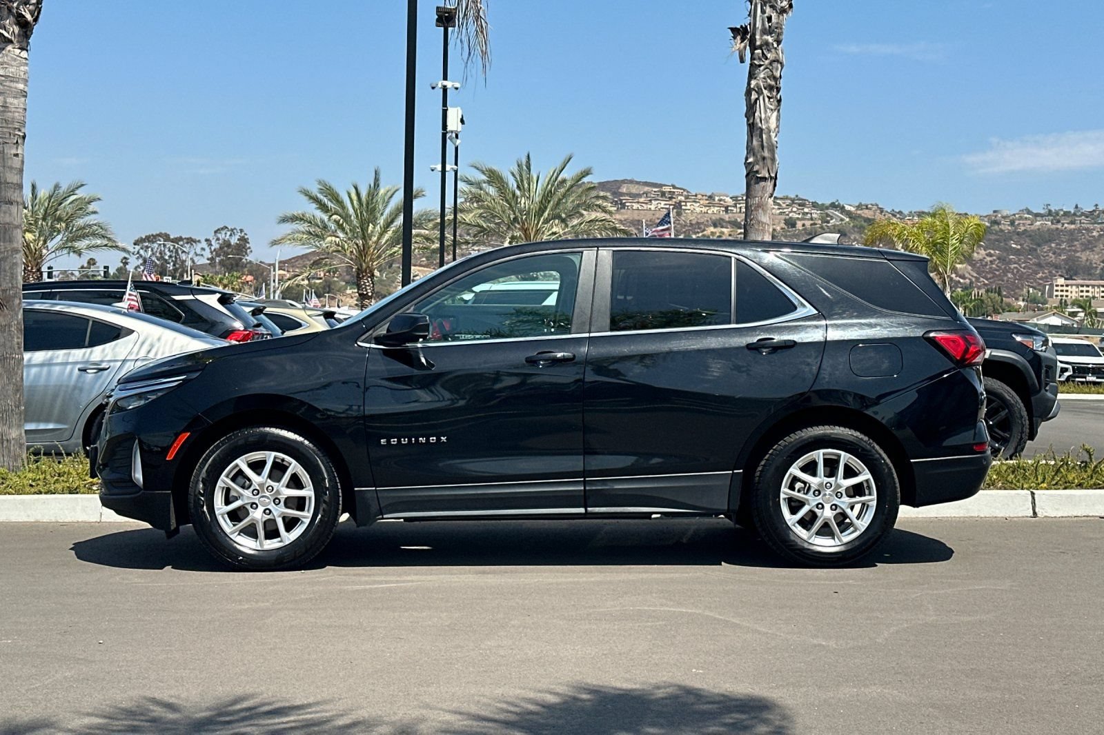 Used 2024 Chevrolet Equinox LT FWD image 7