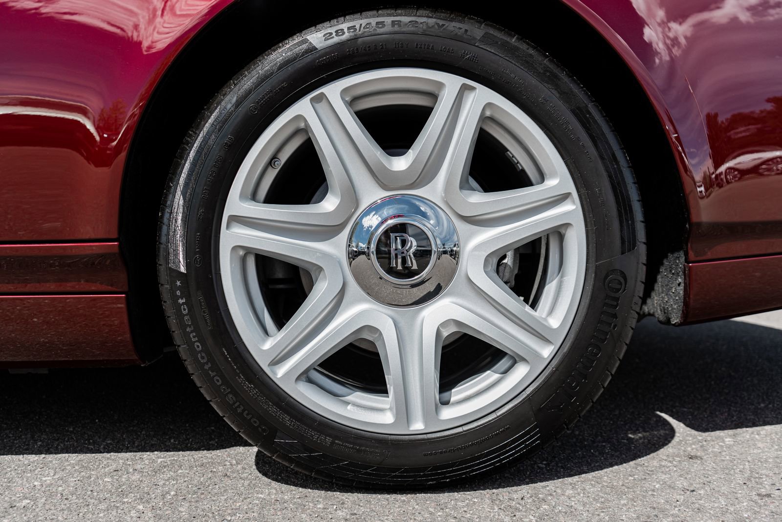 Used 2010 Rolls-Royce Phantom Drophead Coupe image 7