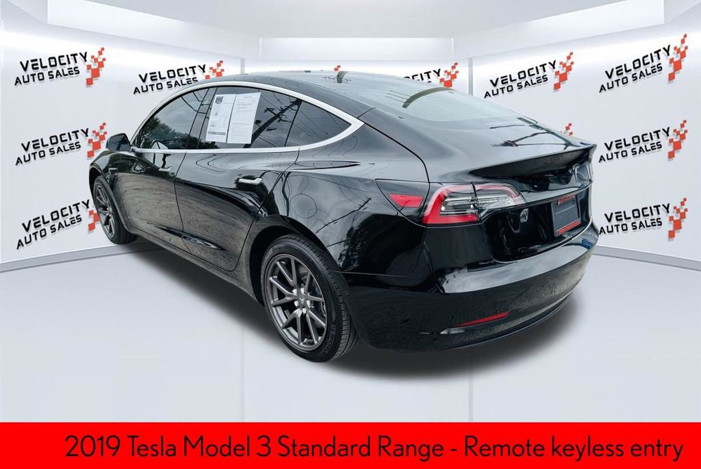 Used 2019 Tesla Model 3 Standard Range image 5