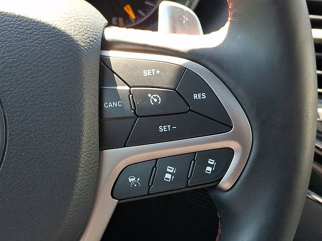 Used 2020 Jeep Grand Cherokee Trailhawk w/ Trailhawk Luxury Group AWD/4WD image 25