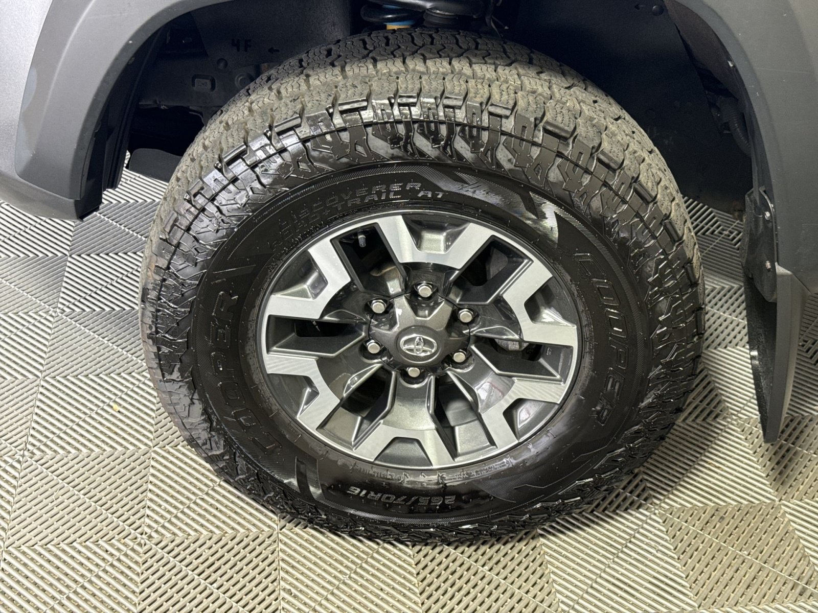 Used 2023 Toyota Tacoma TRD Off-Road AWD/4WD image 12