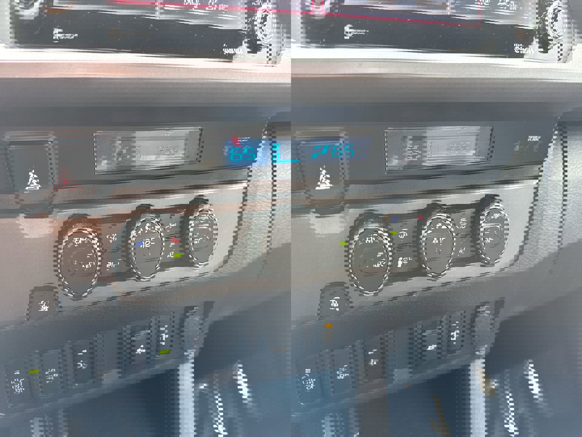 Certified 2023 Toyota Tacoma TRD Sport image 16