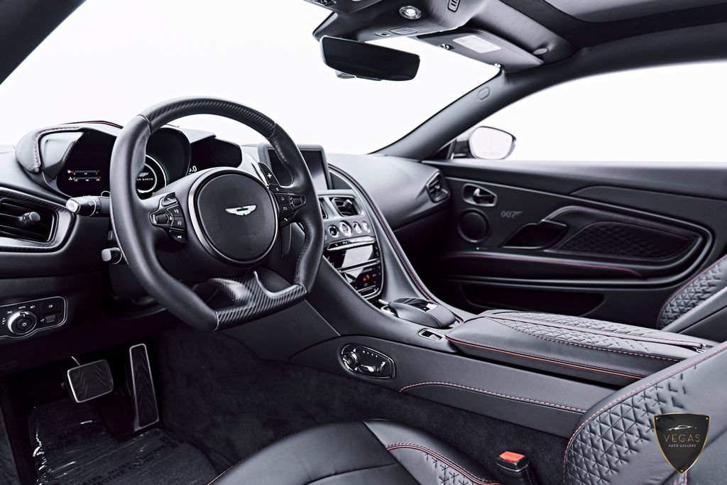 Used 2021 Aston Martin DBS Superleggera RWD image 2