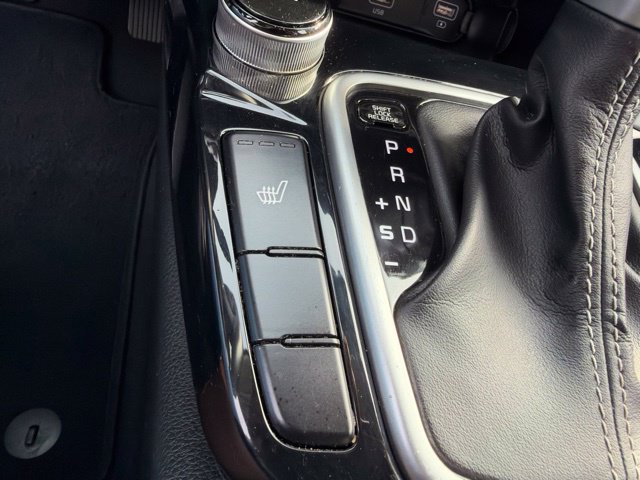 Certified 2022 Kia Seltos SX w/ Sunroof Package AWD/4WD image 26