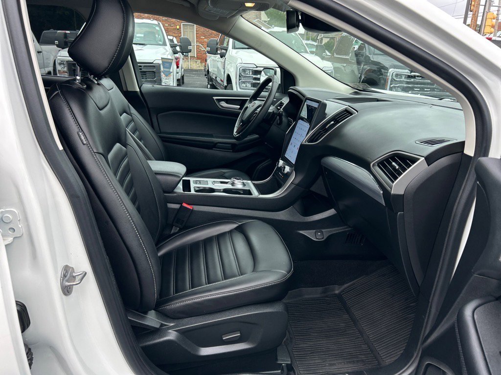 Used 2022 Ford Edge SEL w/ Convenience Package image 19