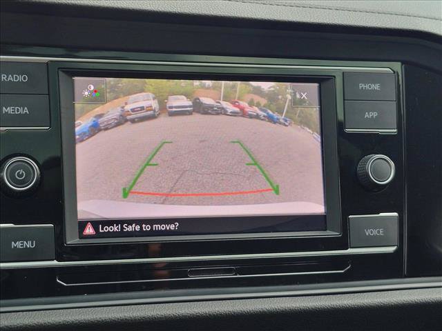 Used 2024 Volkswagen Jetta SE FWD image 10