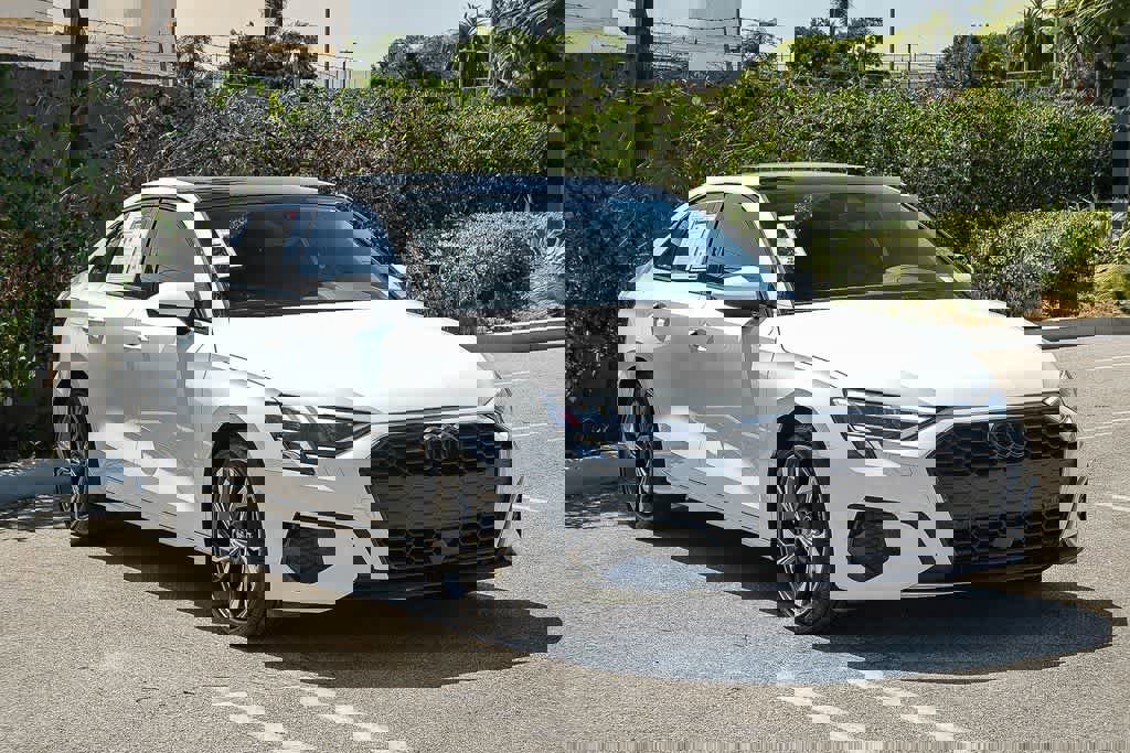 Used 2023 Audi A3 2.0T Premium w/ Convenience Package image 3