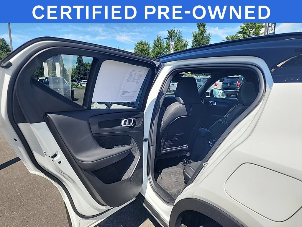 Used 2024 Volvo XC40 Recharge Ultimate w/ Protection Package Premier AWD/4WD image 15