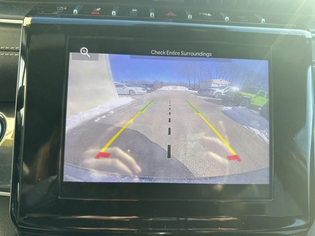 Used 2023 Jeep Grand Cherokee Altitude image 9