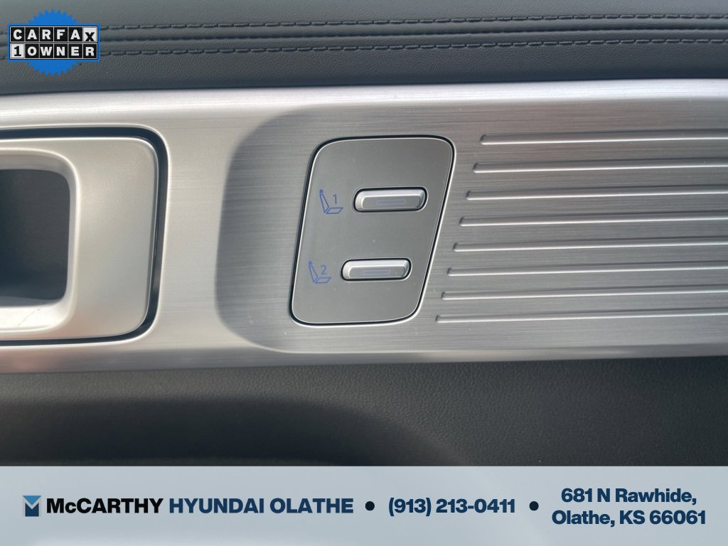 Used 2025 Hyundai Santa Fe Limited image 36
