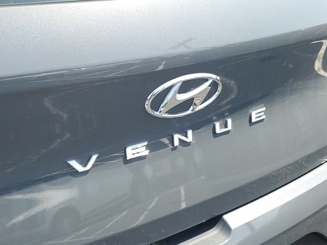 New 2026 Hyundai Venue SEL FWD image 7