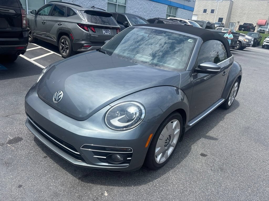 Used 2019 Volkswagen Beetle 2.0T SE FWD image 4