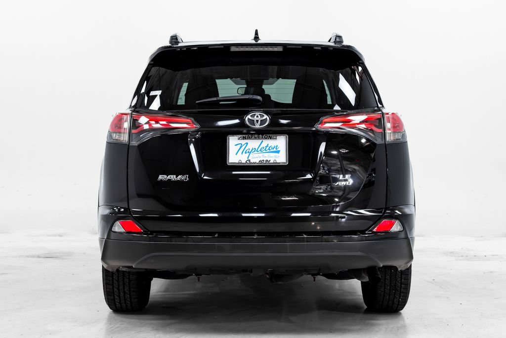 Used 2018 Toyota RAV4 LE w/ All Weather Liner Package AWD/4WD image 26