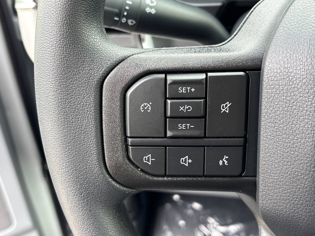 New 2026 Ford F450 XLT w/ XLT Premium Package AWD/4WD image 18