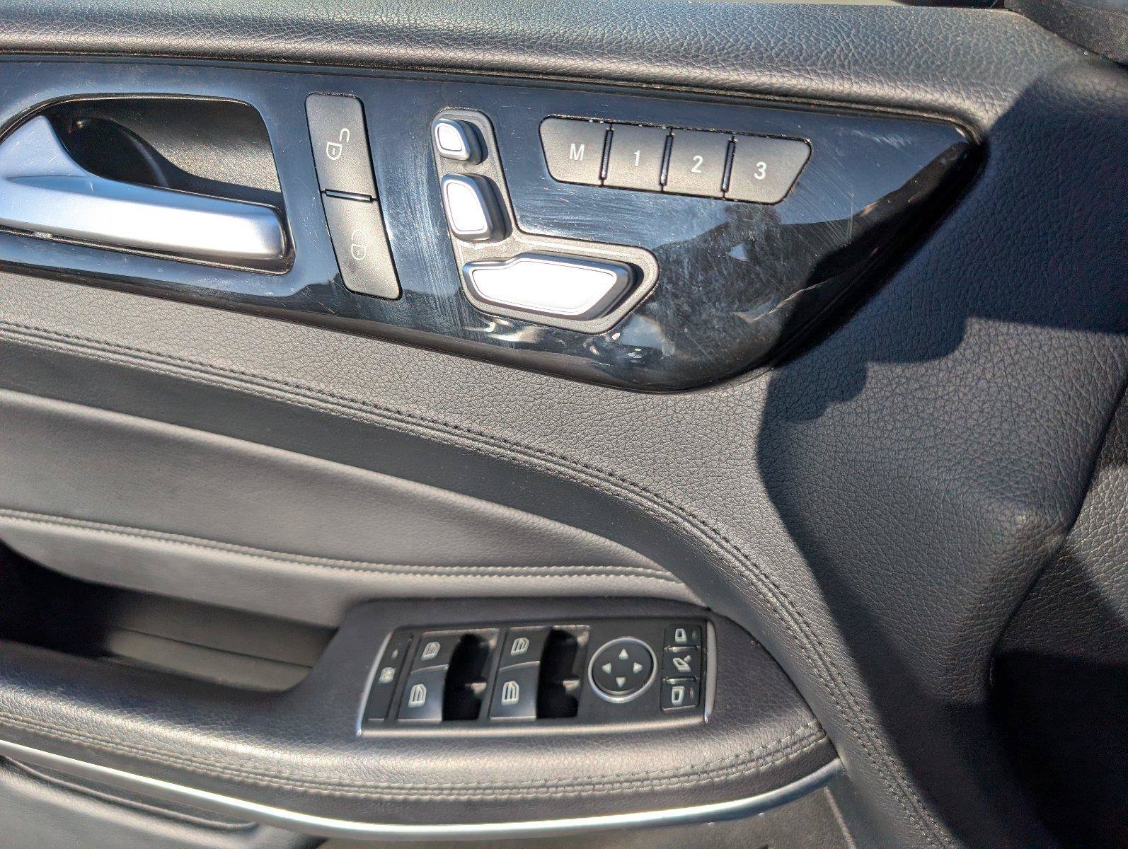 Used 2017 Mercedes-Benz GLS 550 4MATIC image 17