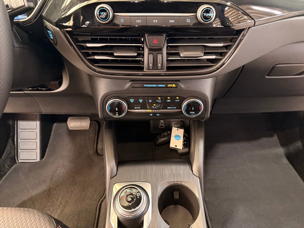Certified 2025 Ford Escape ST-Line image 24