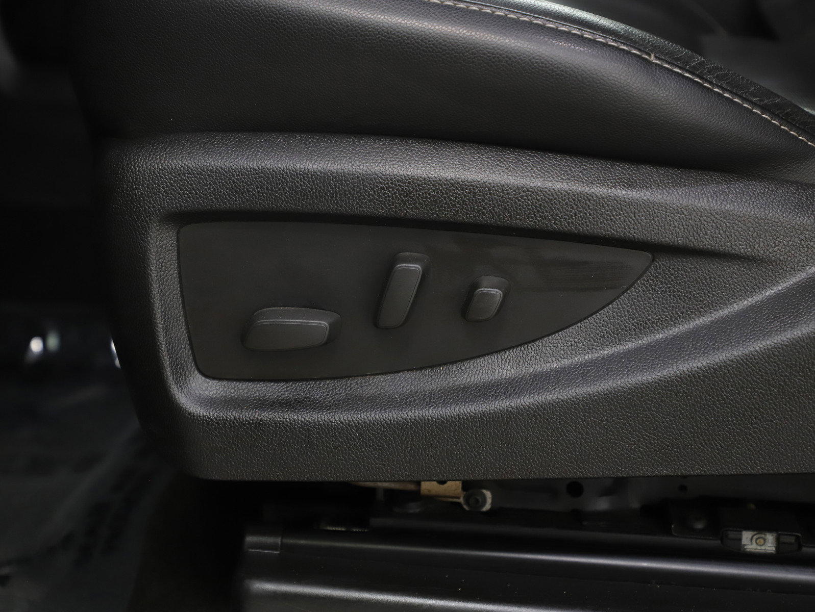 Used 2016 Chevrolet Silverado 2500 LTZ w/ Duramax Plus Package image 26