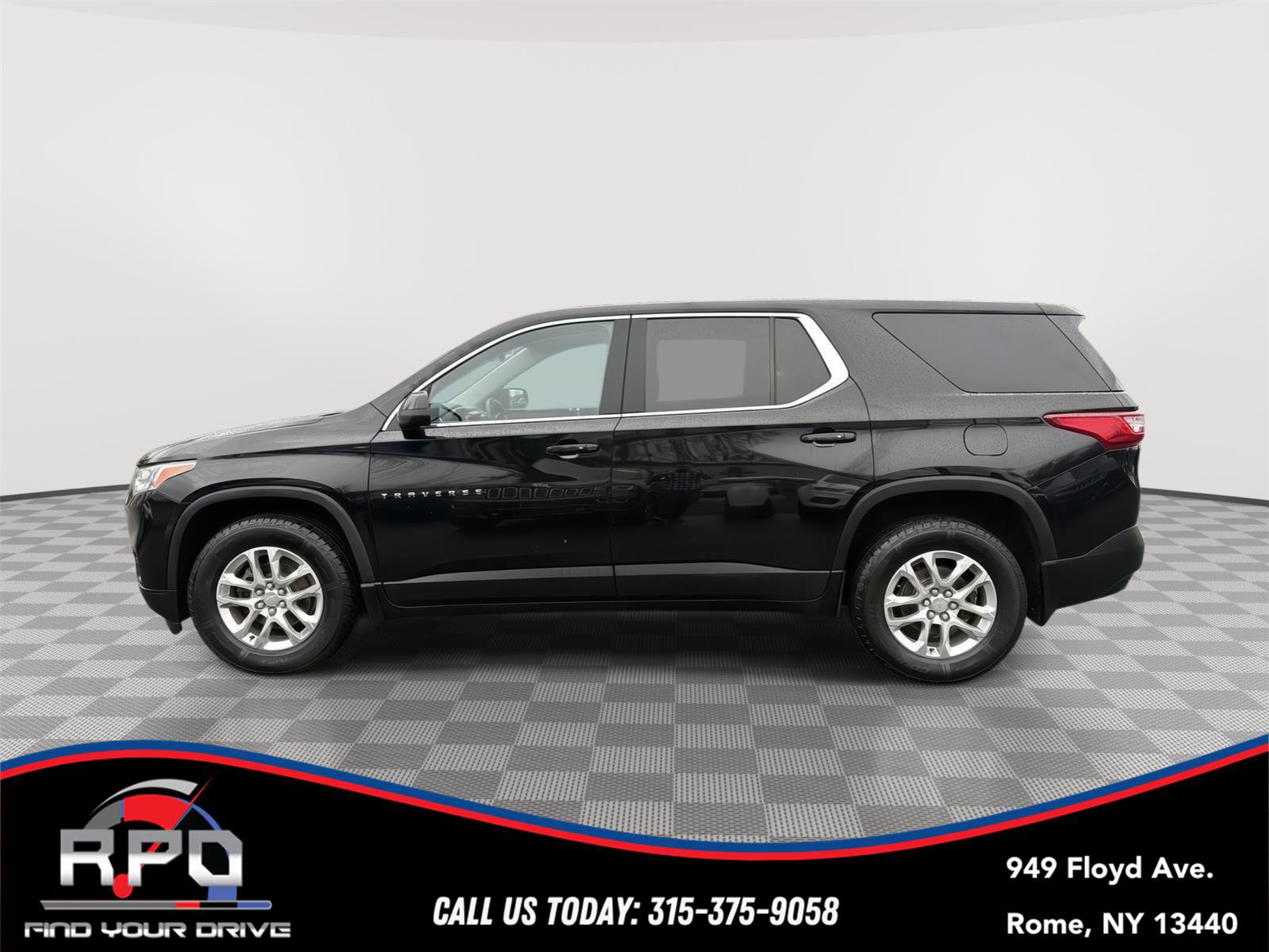 Used 2021 Chevrolet Traverse LS w/ LPO, Floor Liner Package image 2