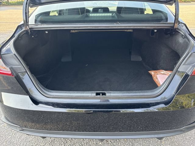 Used 2025 Toyota Camry SE FWD image 25