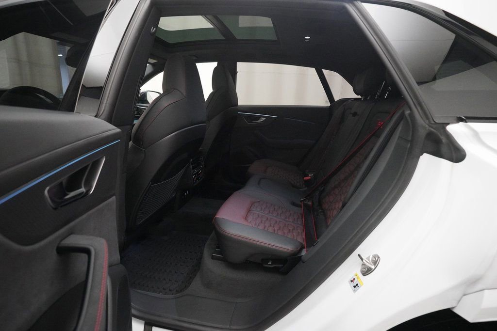 New 2026 Audi RS Q8 performance image 14