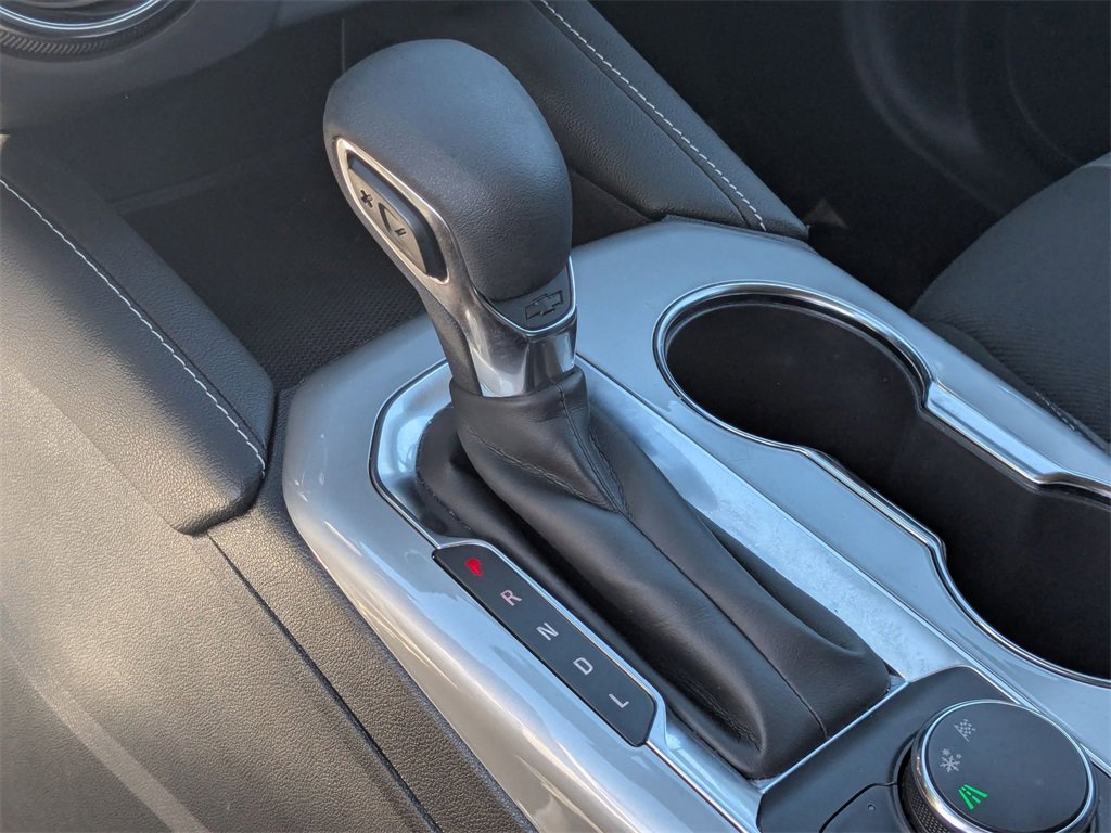 Used 2025 Chevrolet Blazer LT image 17