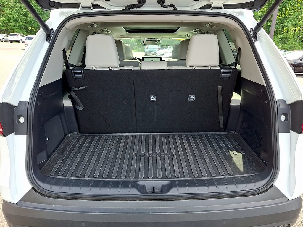 Used 2025 Toyota Grand Highlander FWD image 30