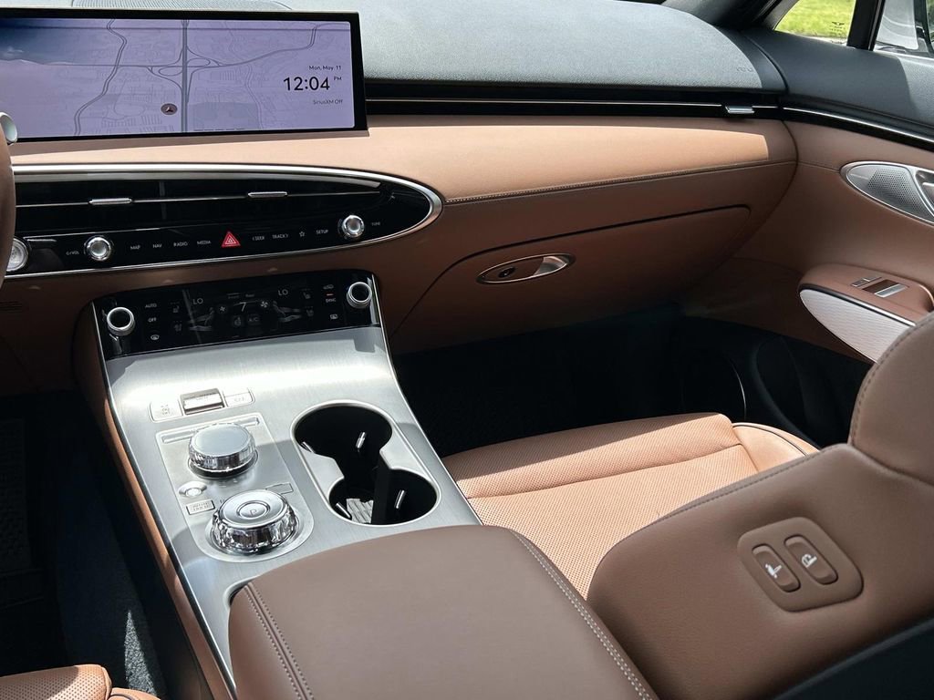 New 2026 Genesis GV70 2.5T Advanced AWD/4WD image 26