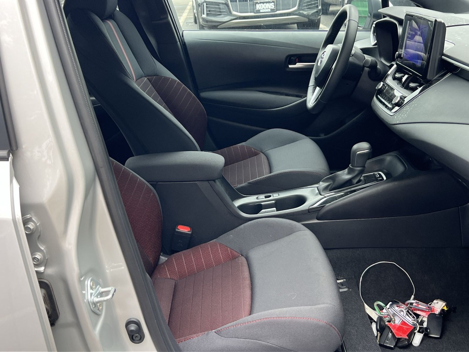 Used 2026 Toyota Corolla SE FWD image 25