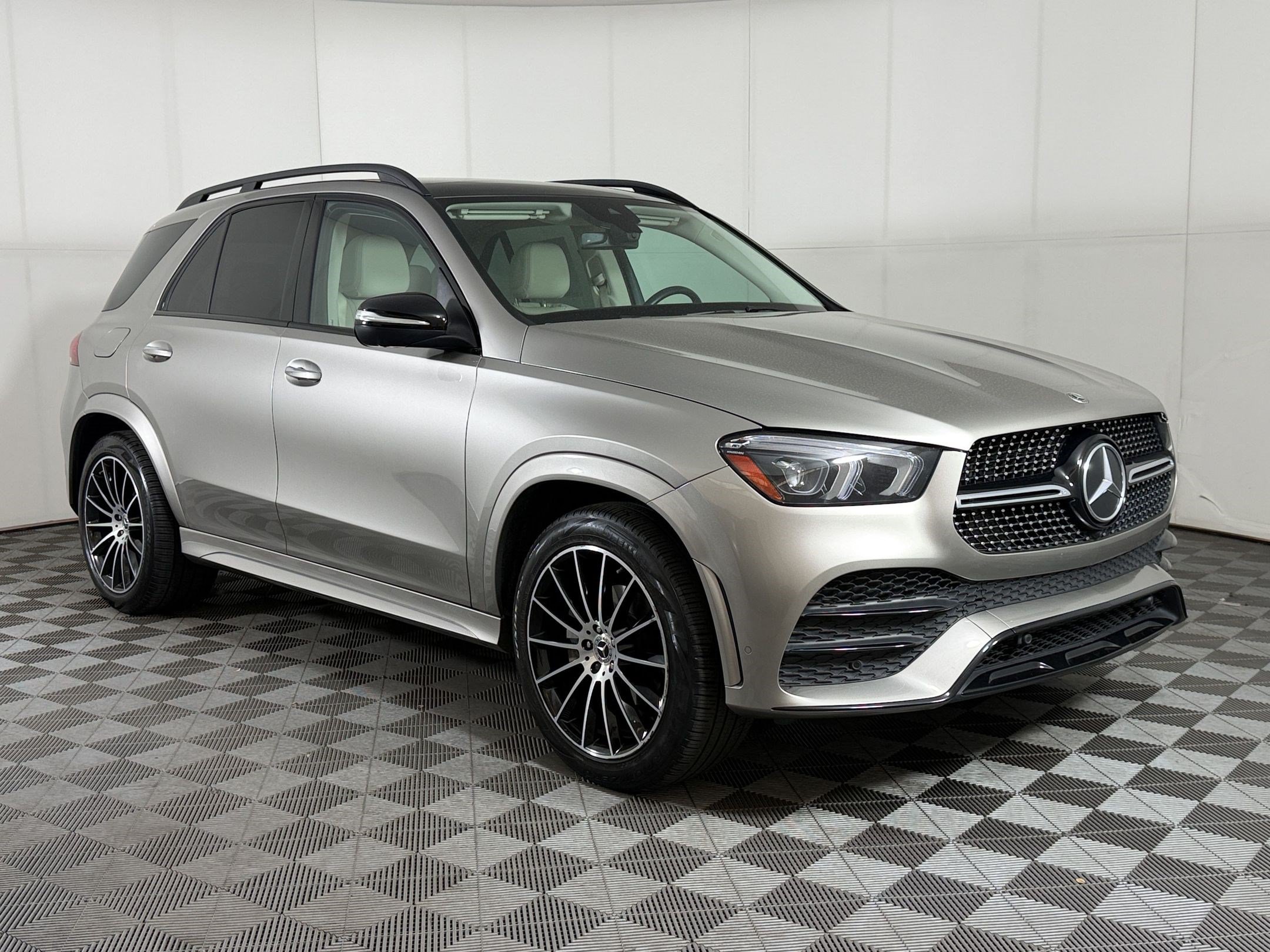 Used 2022 Mercedes-Benz GLE 350 image 7