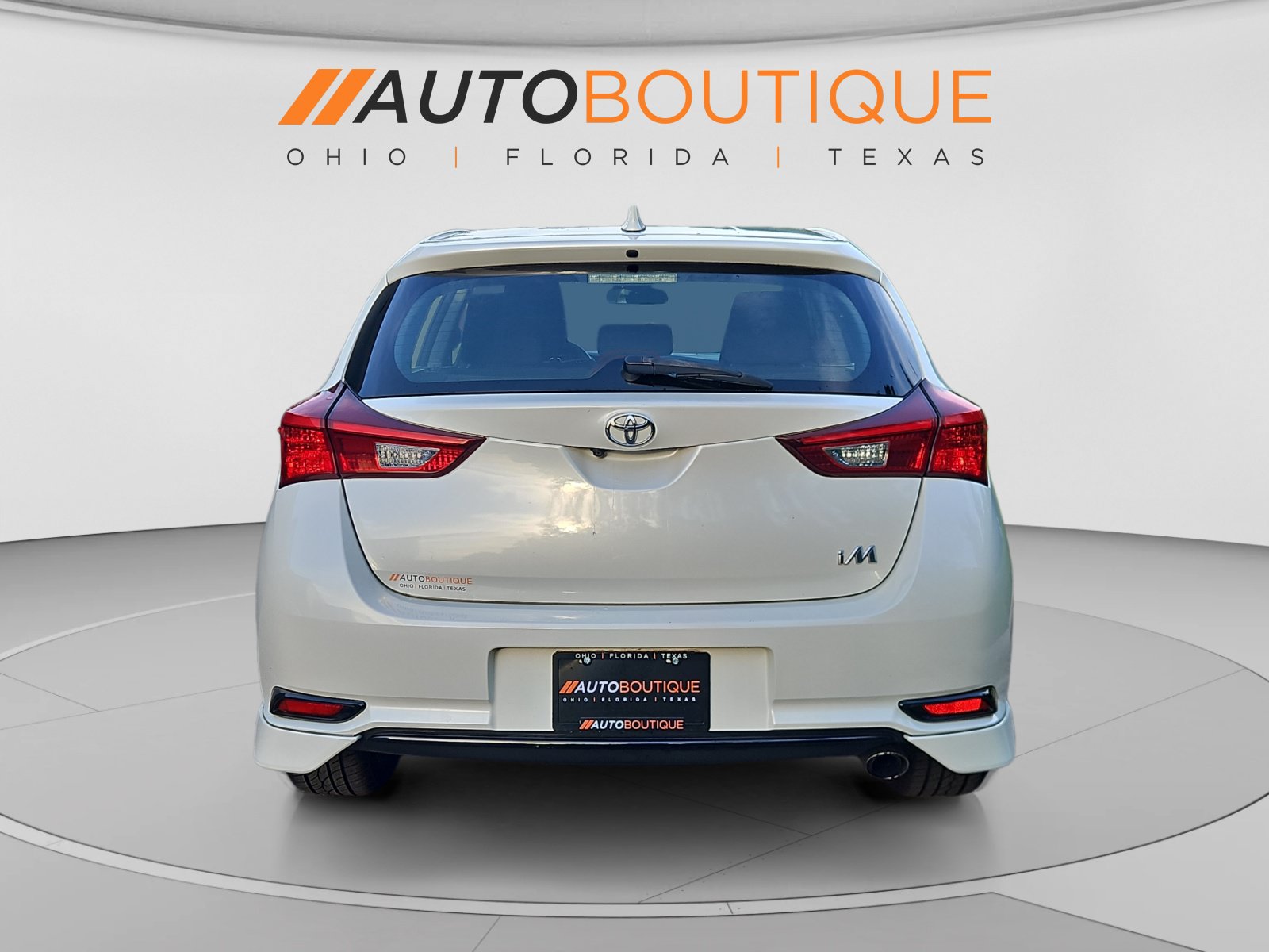 Used 2018 Toyota Corolla iM FWD image 4