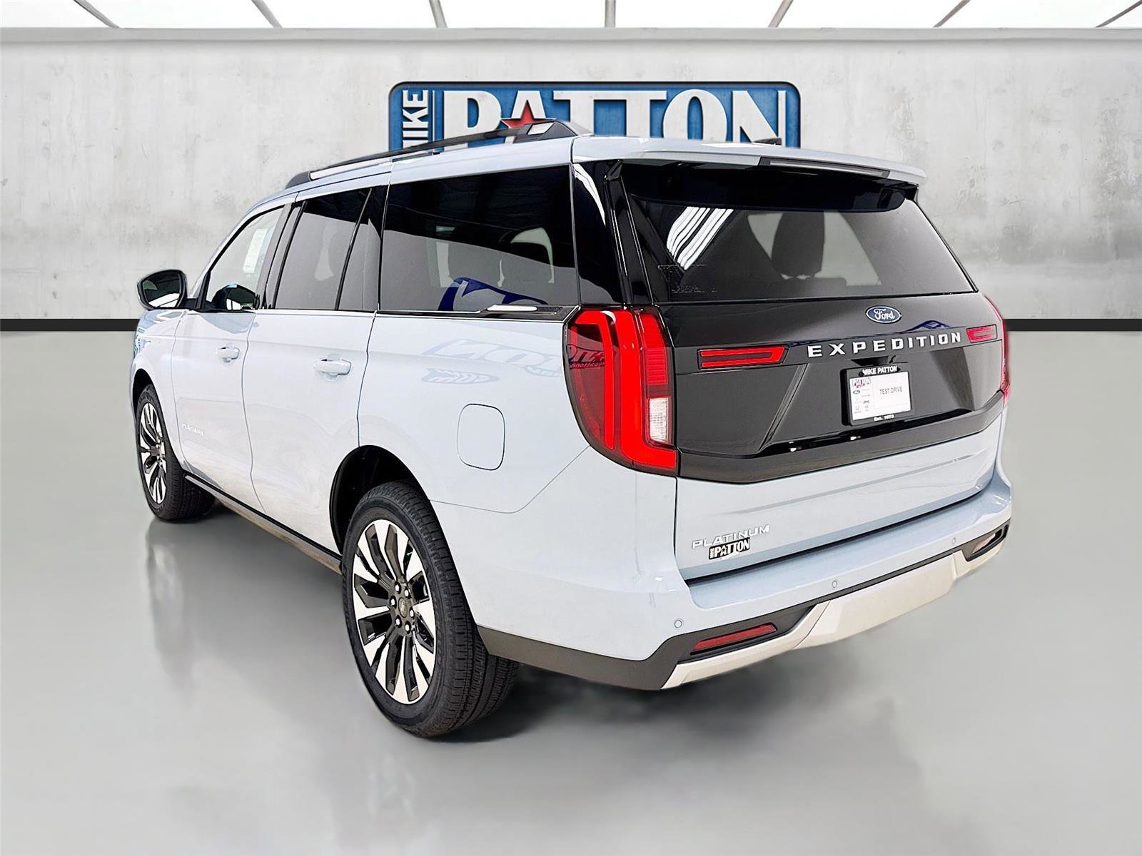 New 2025 Ford Expedition Platinum w/ Platinum Ultimate Package image 5