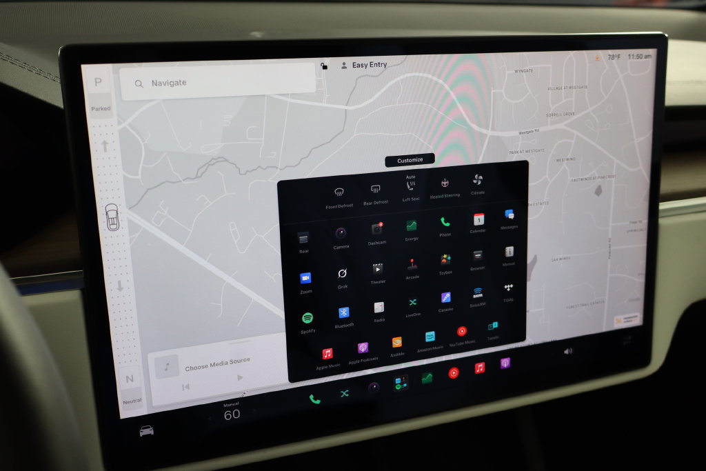 Used 2023 Tesla Model X AWD/4WD image 44