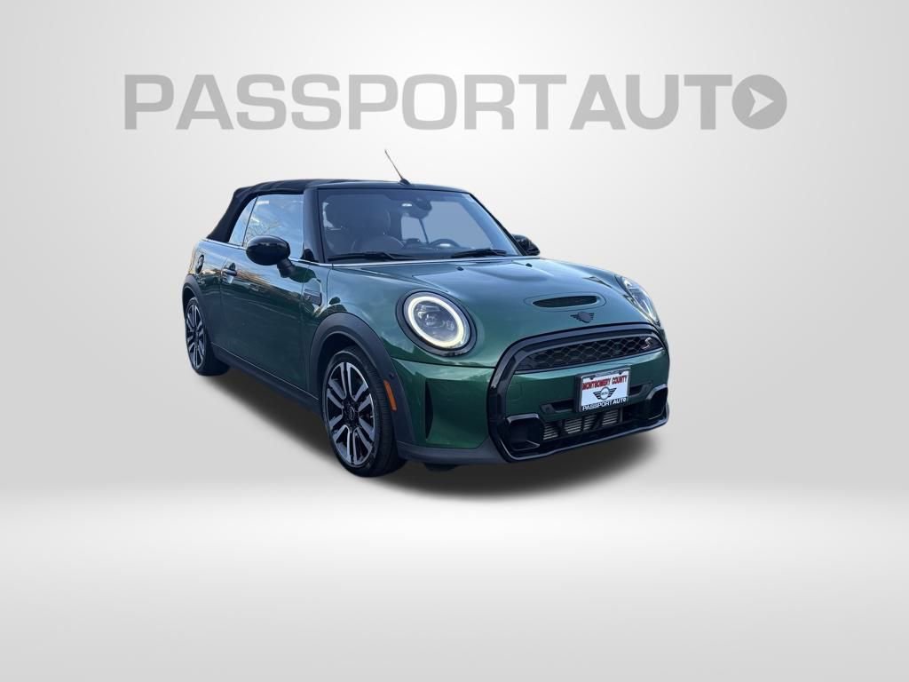 Used 2023 MINI Cooper S image 3