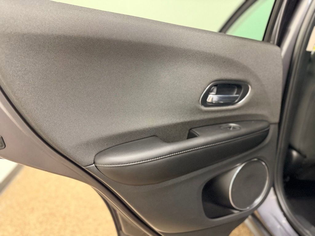 Used 2022 Honda HR-V EX image 22