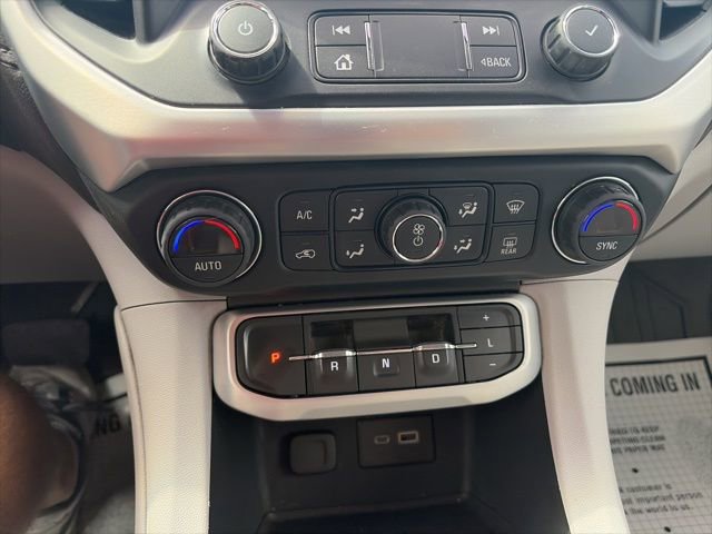 Used 2021 GMC Acadia SLE FWD image 23
