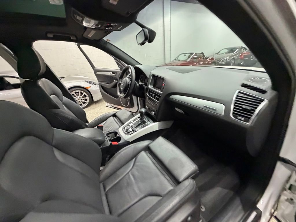 Used 2013 Audi Q5 3.0T Prestige AWD/4WD image 33