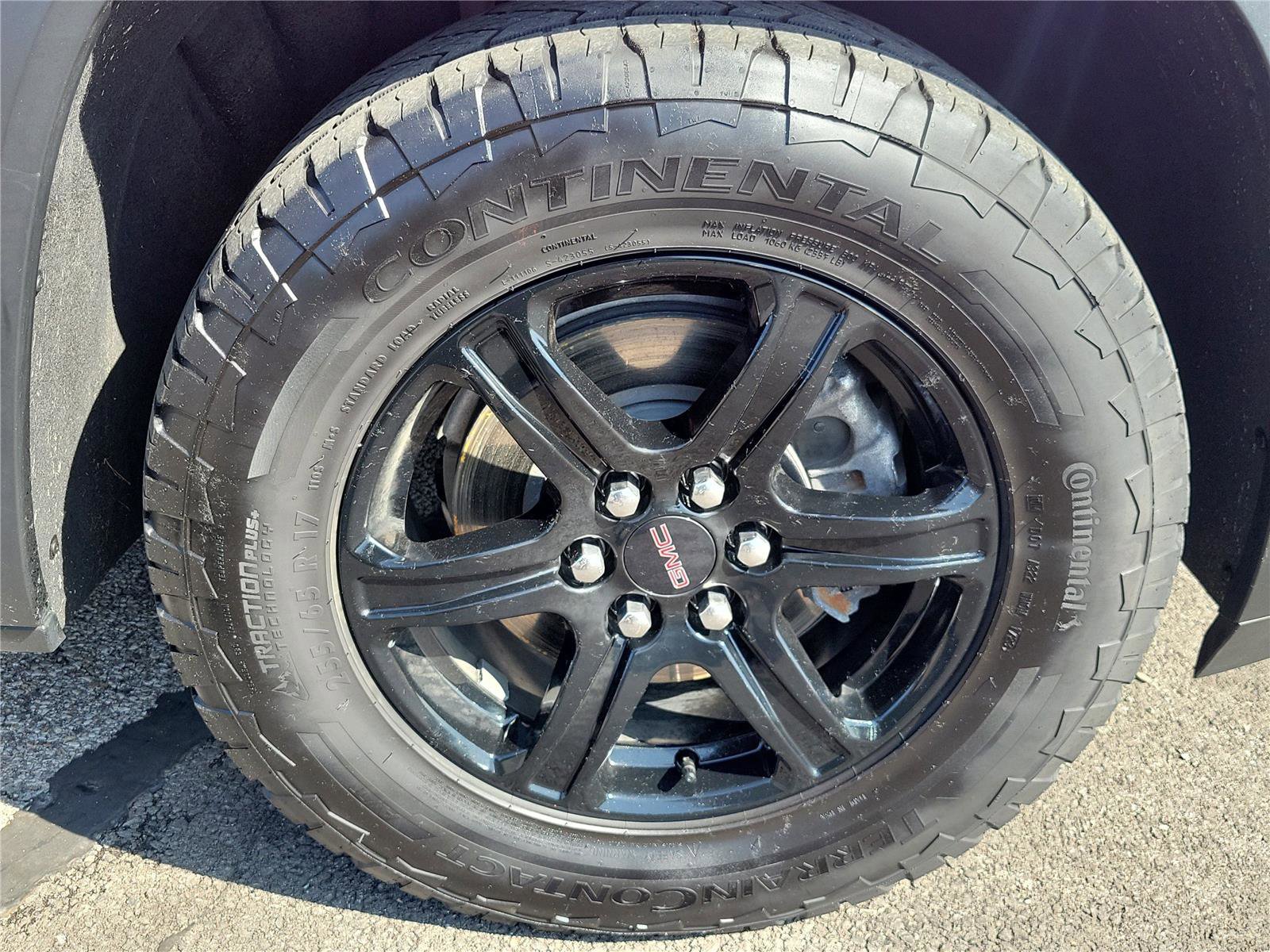 Used 2023 GMC Acadia AT4 w/ Technology Package AWD/4WD image 6