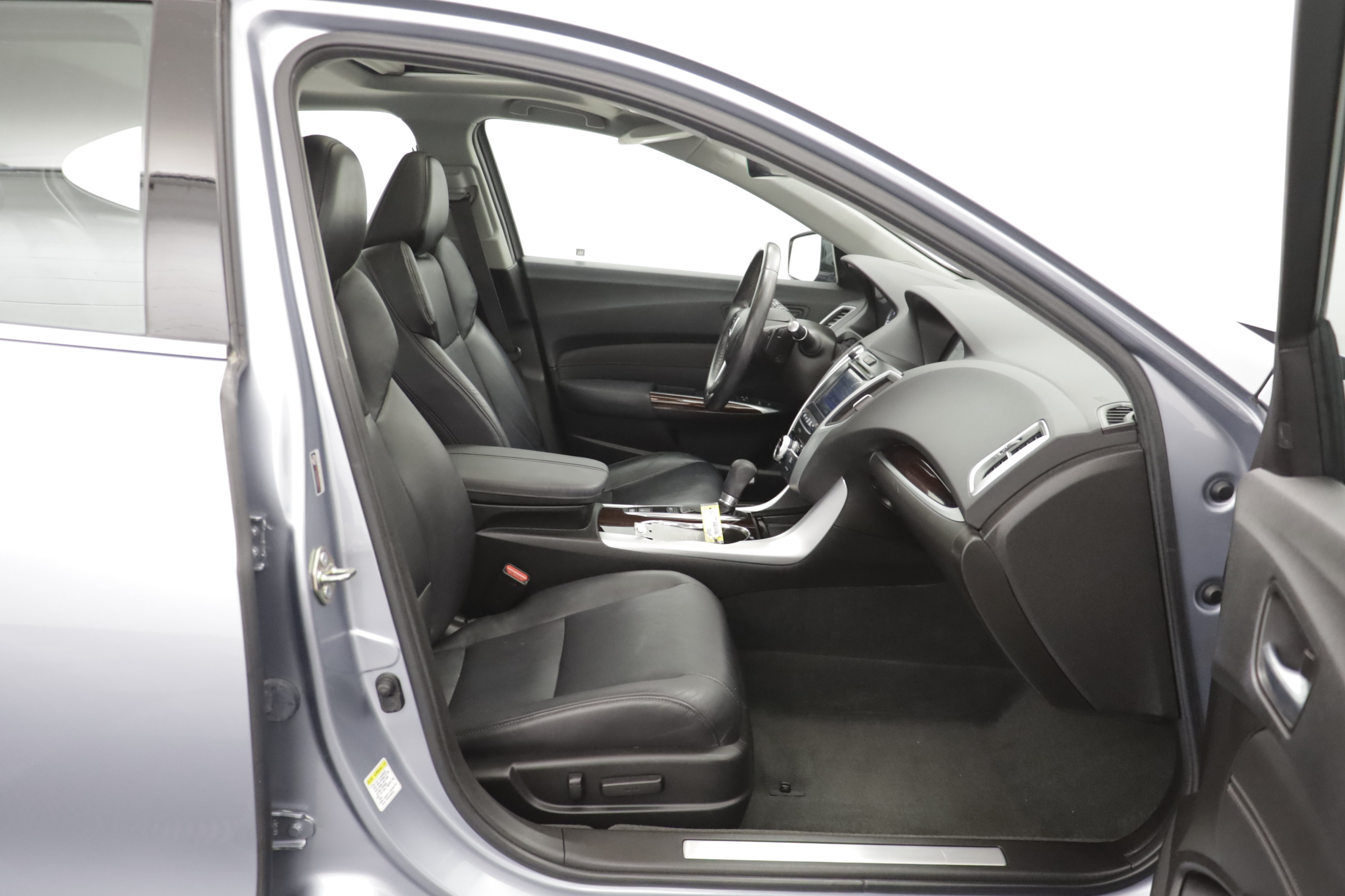 Used 2016 Acura TLX w/ Technology Package FWD image 13