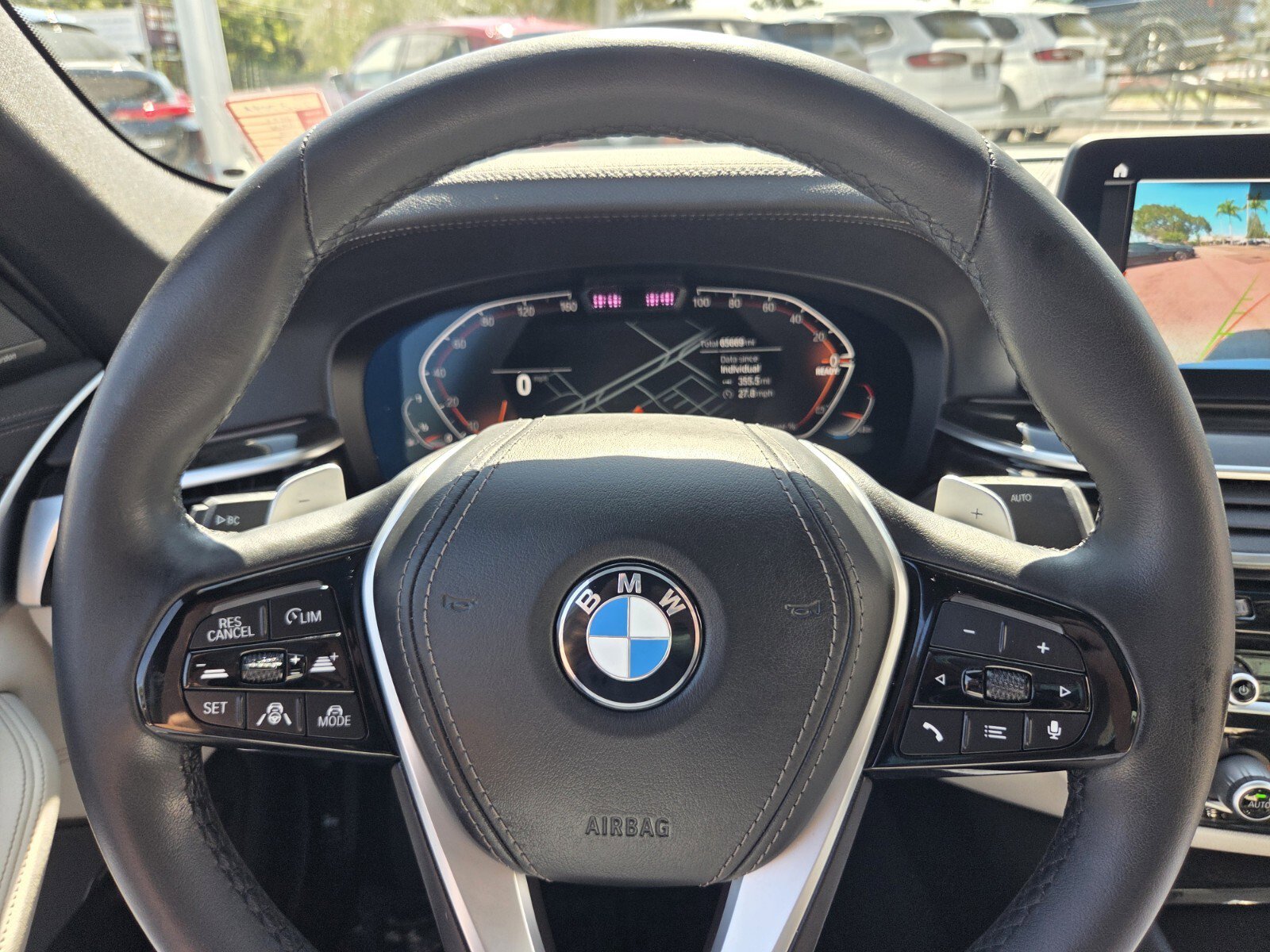 Used 2021 BMW 540i w/ Premium Package image 27