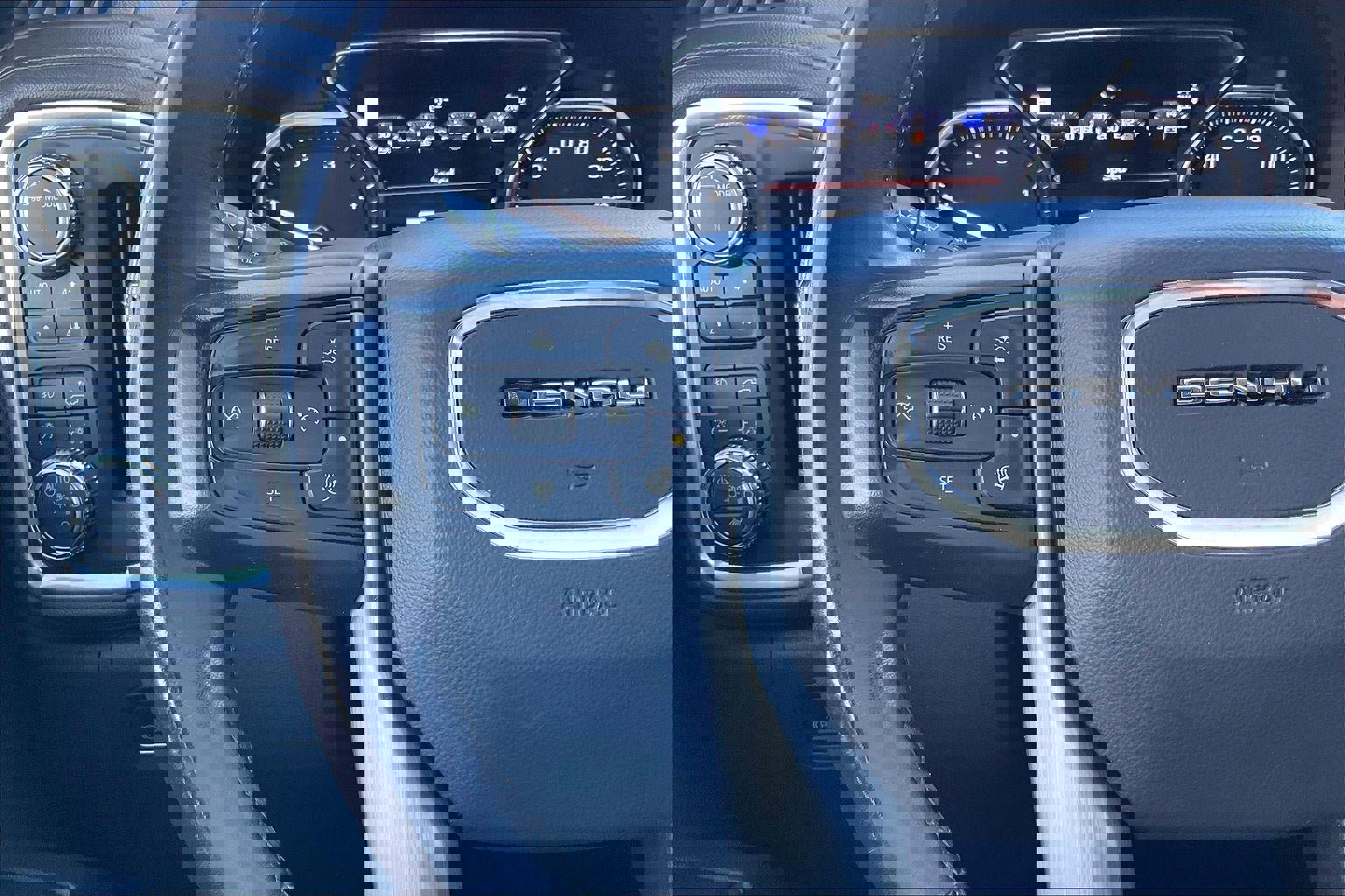 Used 2023 GMC Sierra 3500 Denali image 22