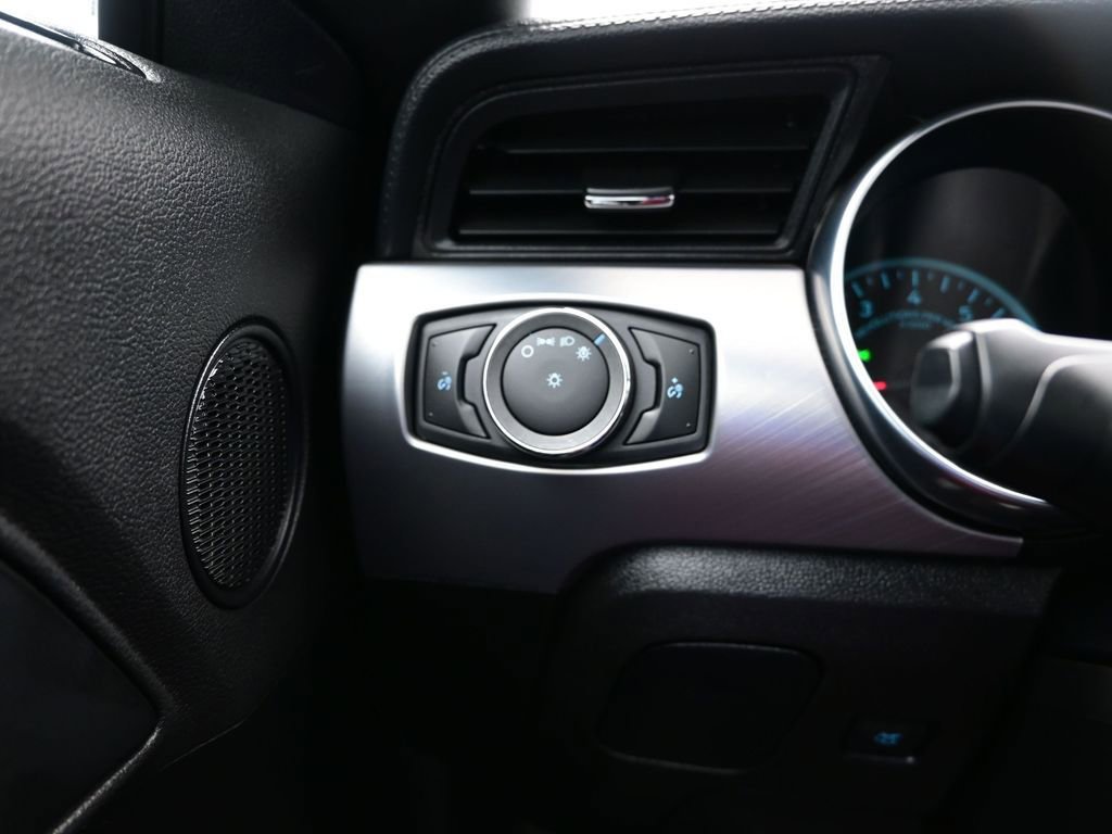 Used 2023 Ford Mustang Premium image 16