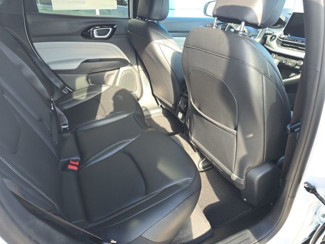 New 2026 Jeep Compass Limited image 5