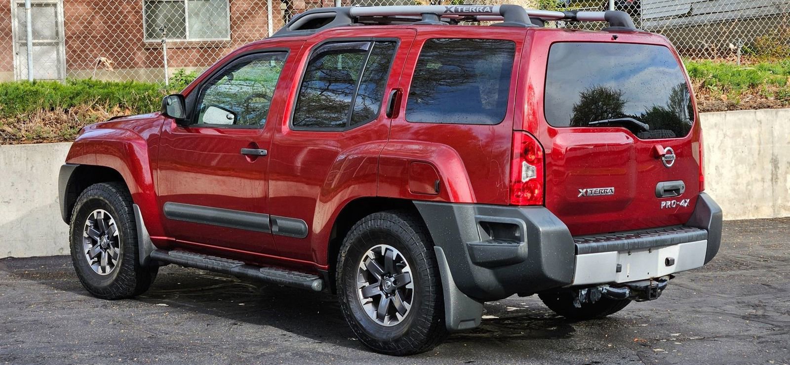 Used 2015 Nissan Xterra PRO-4X image 3